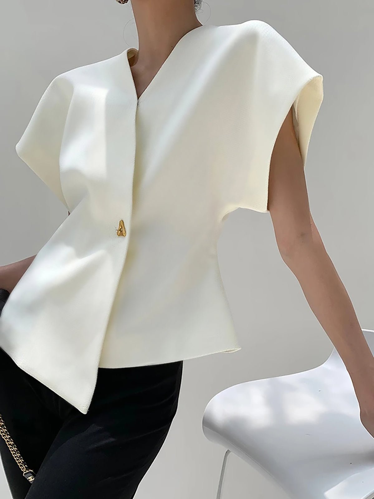 Trendy V-Neck Button Down Blouse - 图片 4