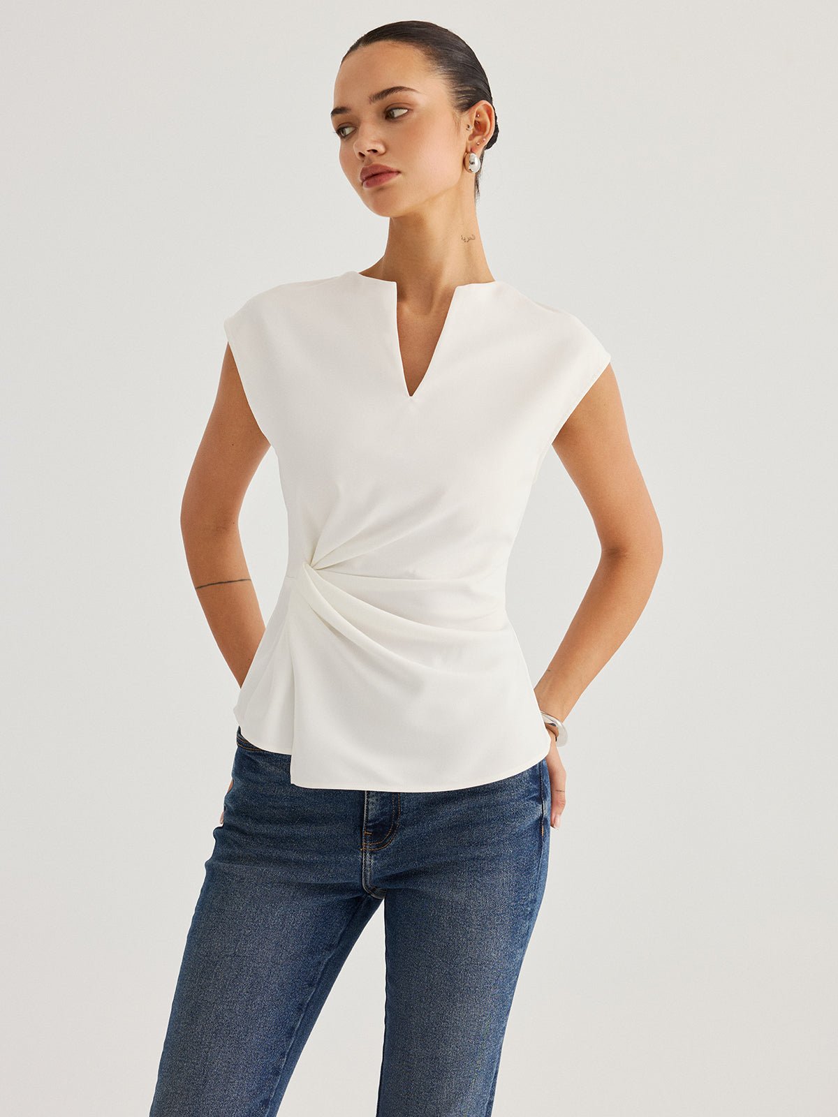 Sleeveless Twisted Waist Blouse - 图片 5