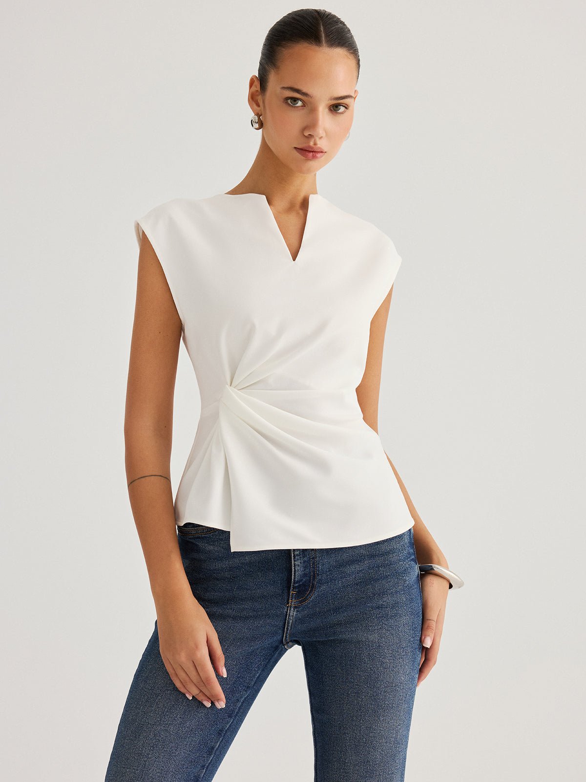Sleeveless Twisted Waist Blouse - 图片 6