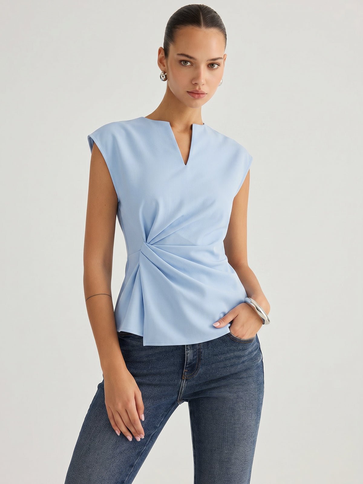 Sleeveless Twisted Waist Blouse - 图片 8