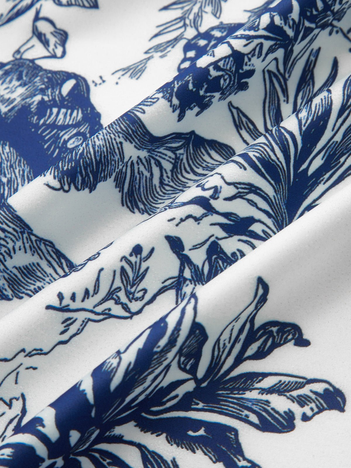 Porcelain Print Scarf Style Halter Blouse - 图片 3